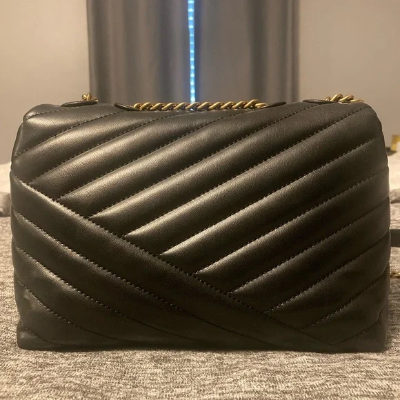 Tory Burch Small Kira Chevron Convertible Shoulder Bag. Like New Condition. - Picture 3 of 11